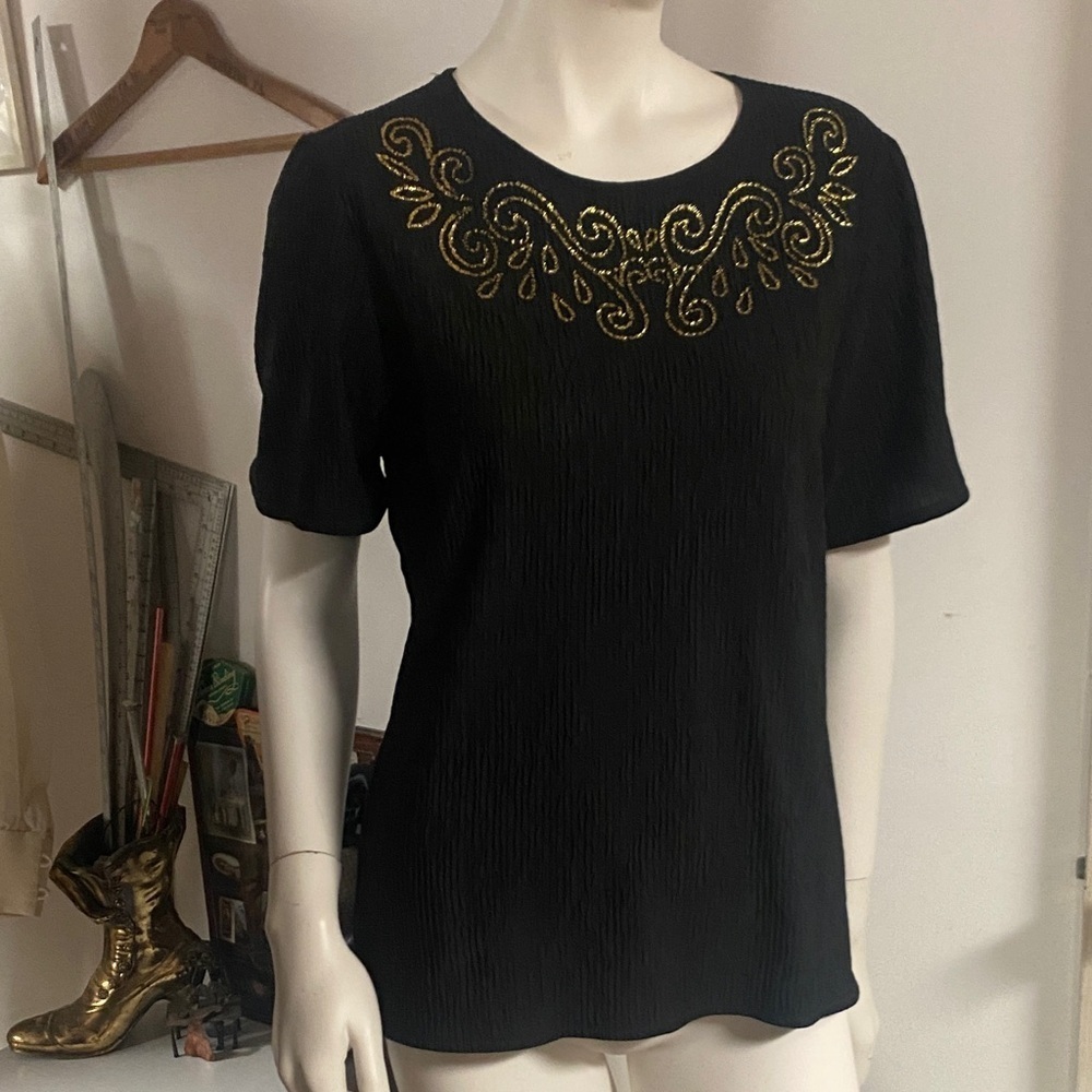 Laura Tyler 90s Black Top with Gold Glitter